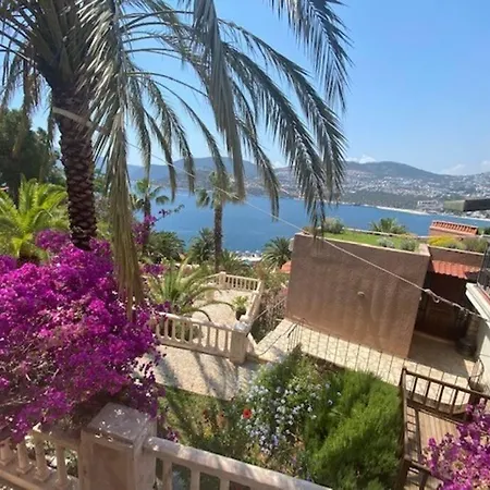 Kalkan Lovely 1 Bedroom Апартаменты Каш